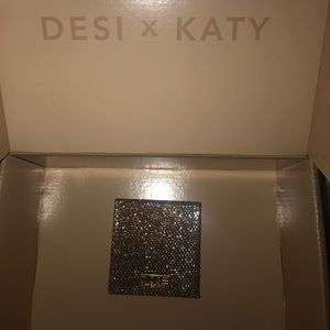 dose of colors highlighter